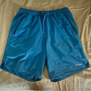 Men’s Patagonia shorts with built in spandex